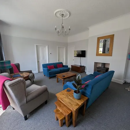 Eastgate Flat 23a *