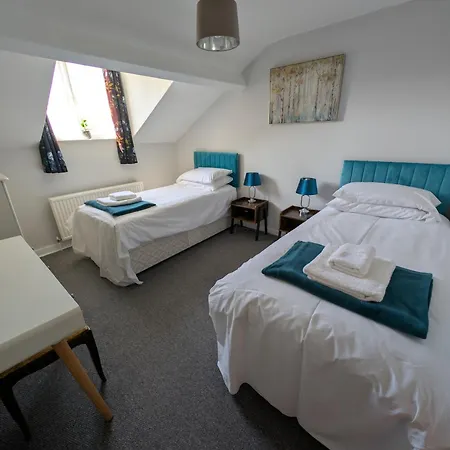 Eastgate Flat 23a 아파트 *